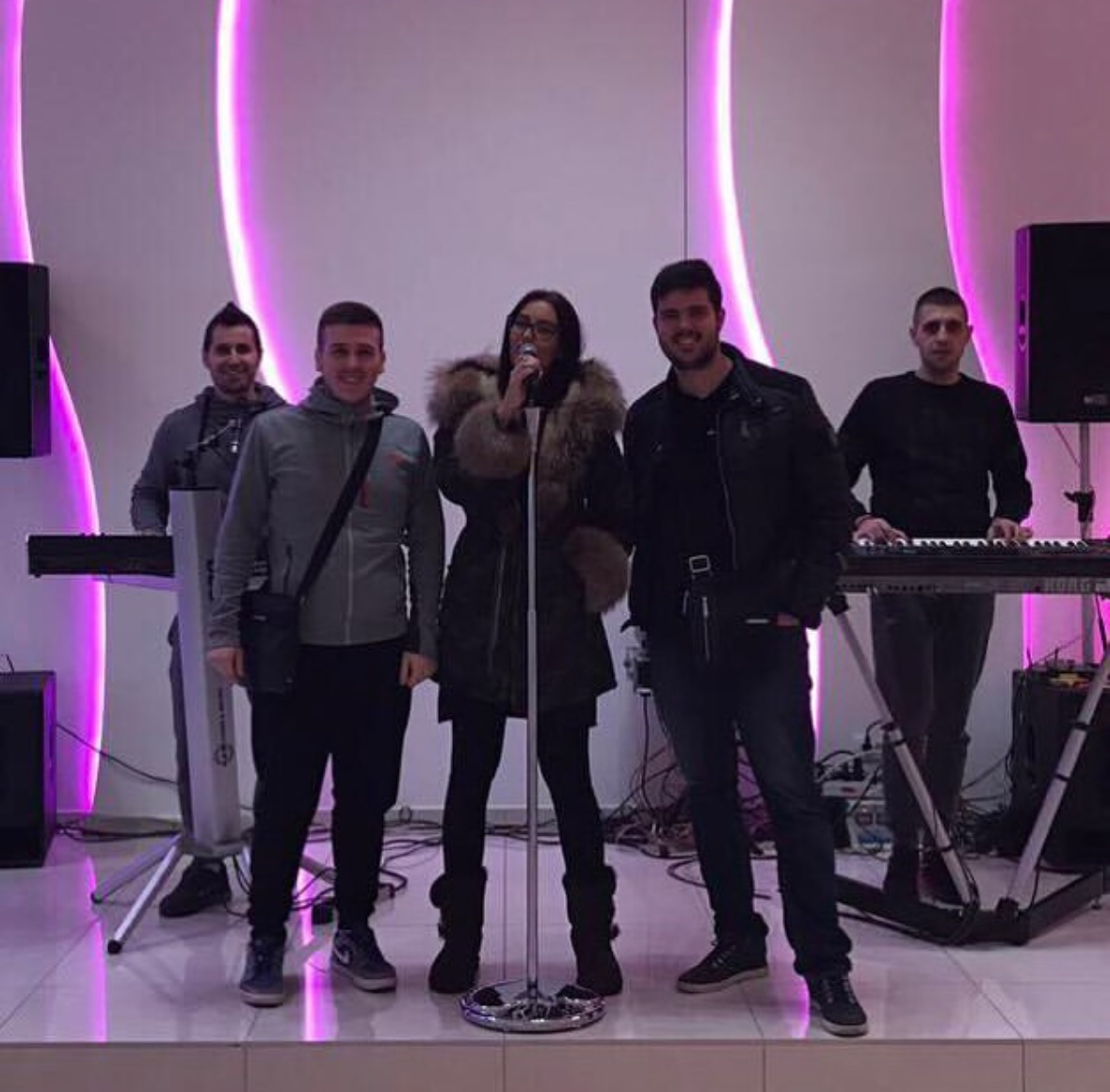 Linearray sistem RCF HDL 10 do 500 ljudi gallery 6